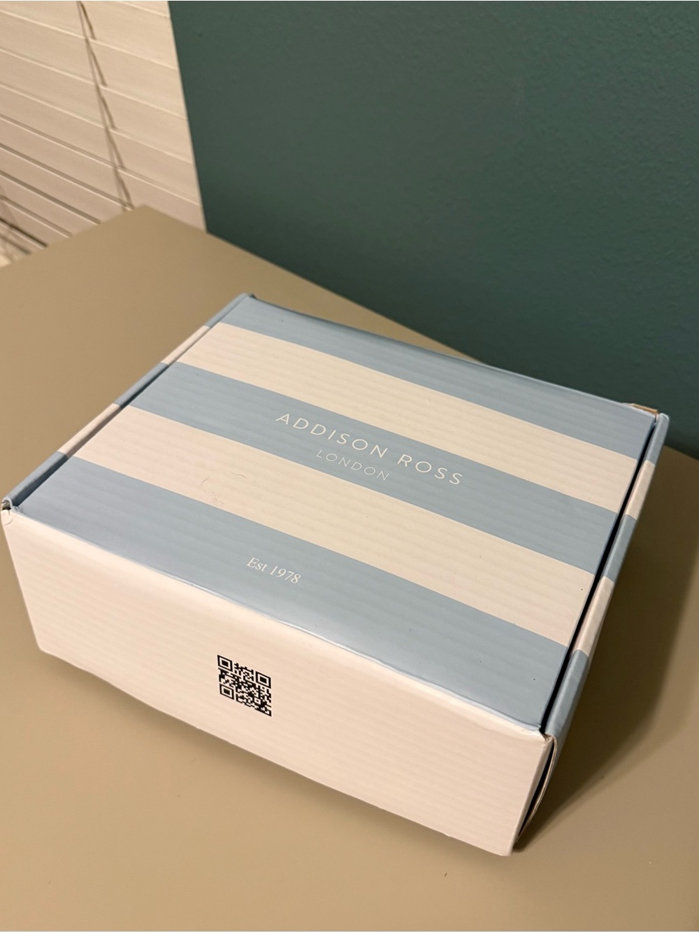 Addison Ross London Wine Glasses Set Of 2 New w/Box & Tag Wedding His Hers OOP